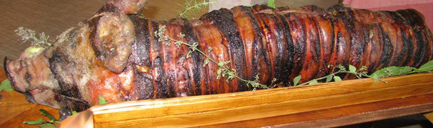 http://www.agrivallescura.it/images/slidemain/porchetta.jpg